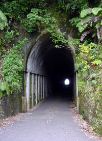 makatu-tunnel-small