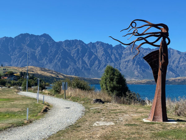 Queenstown cycling