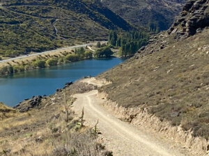 Lake Dunstan Trail